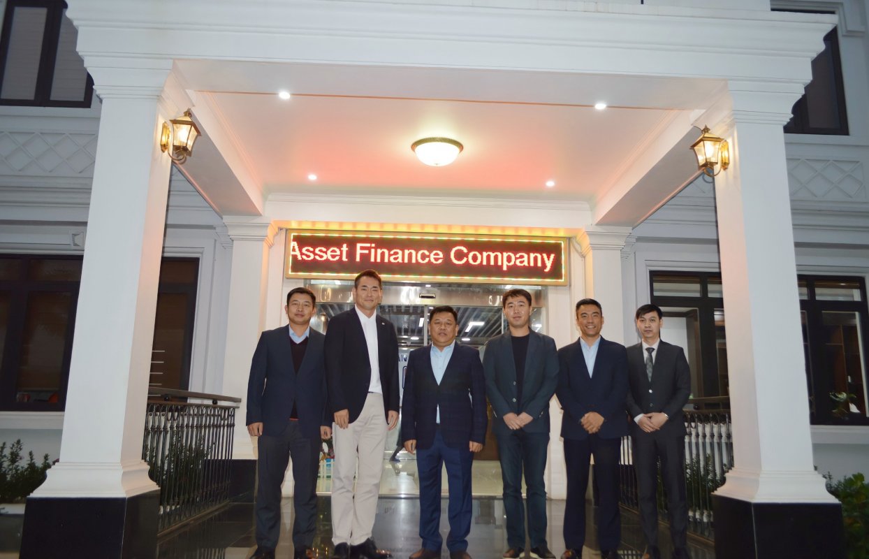 President of Mirae Asset Finance Company visited and worked with Thuan Duc Group 30