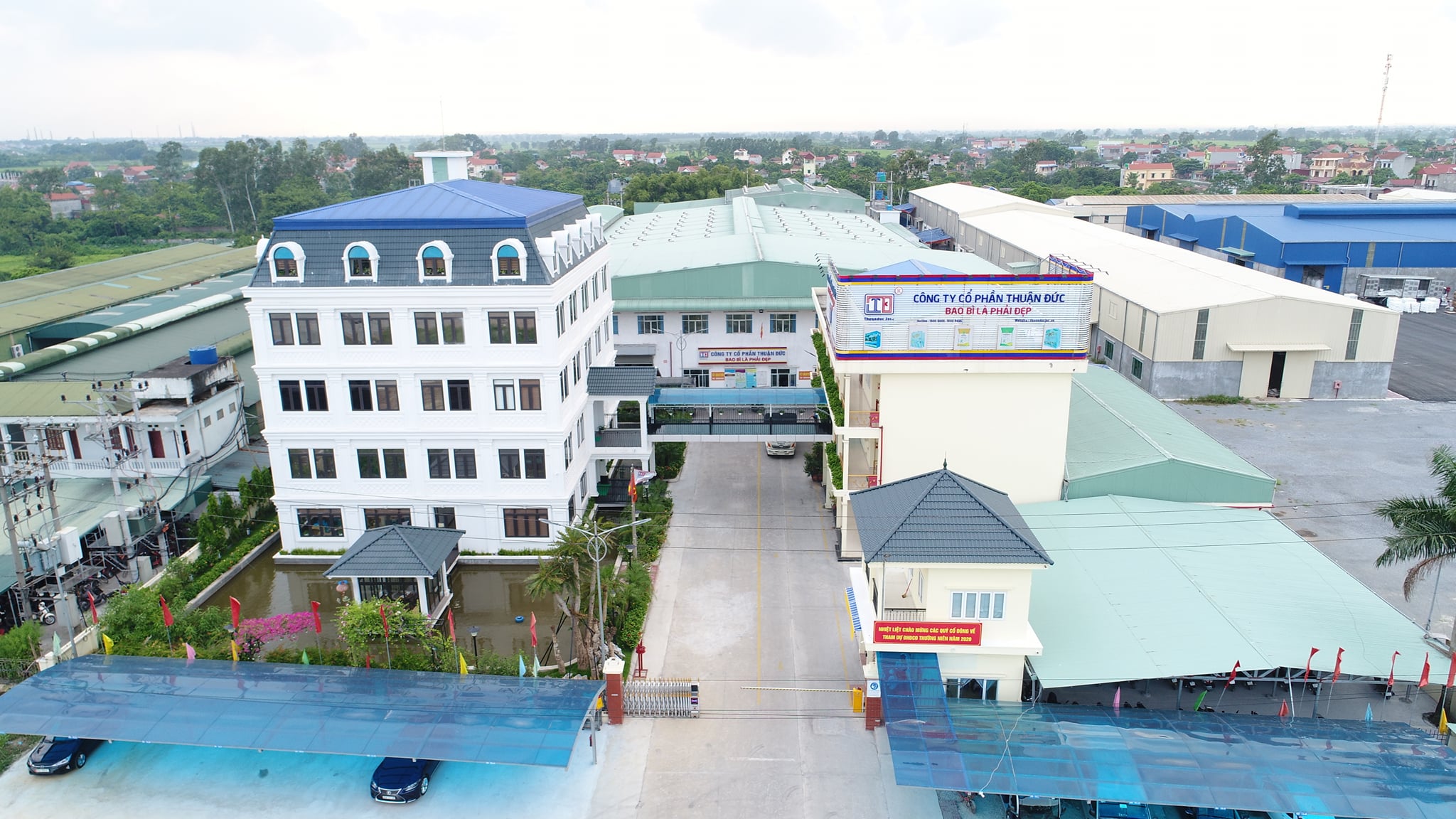 In bao cám số lượng lớn - Quy trình, chi phí và những điều doanh nghiệp cần biết trước khi đặt hàng 8 nhà sản xuất bao bì thức ăn chăn nuôi