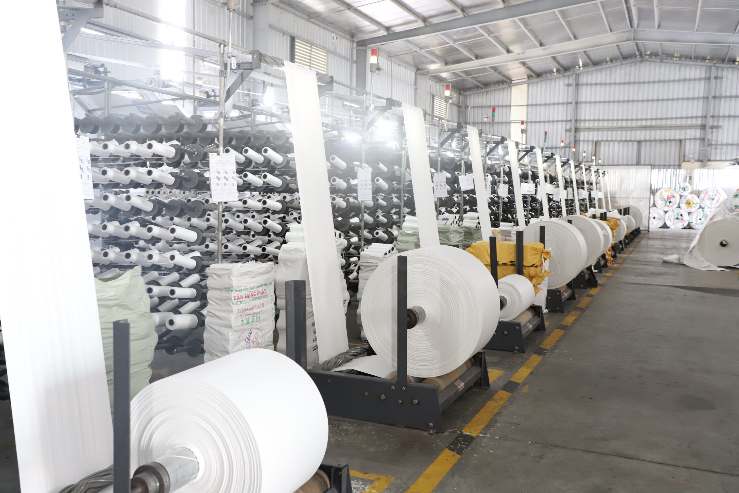 Bao PP dệt tráng PE là gì? Phân biệt với bao PP dệt ghép màng BOPP/CPP 5 Manh dệt bao bì PP